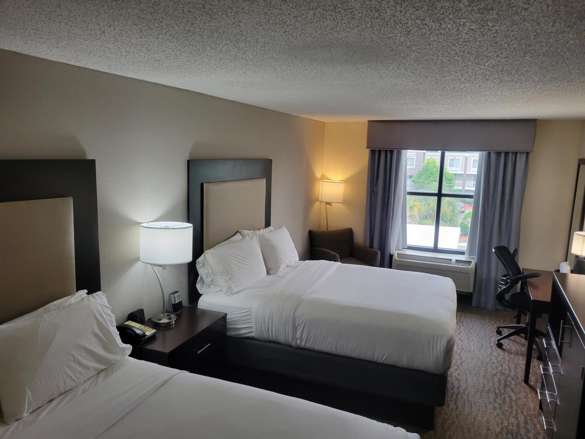 Holiday Inn Hotel Atlanta-Northlake, A Full Service Hotel Такер Экстерьер фото