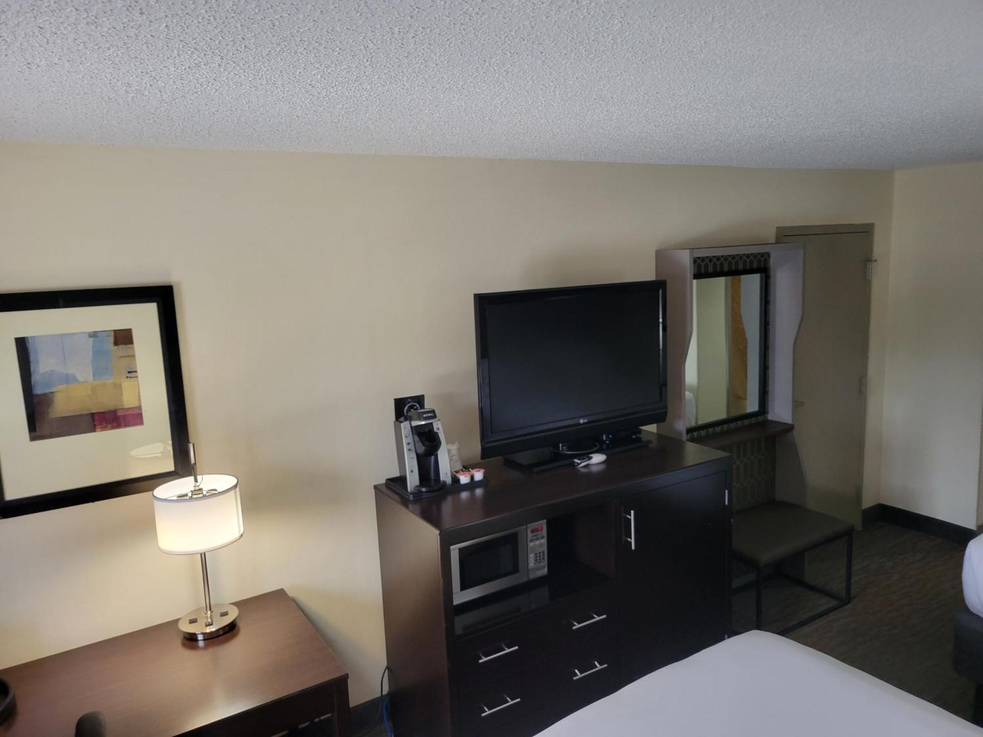 Holiday Inn Hotel Atlanta-Northlake, A Full Service Hotel Такер Экстерьер фото